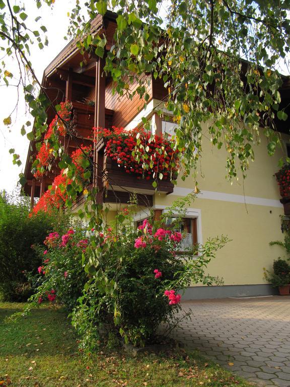 Ferienwohnungen Haus Bliem Lieserhofen ภายนอก รูปภาพ